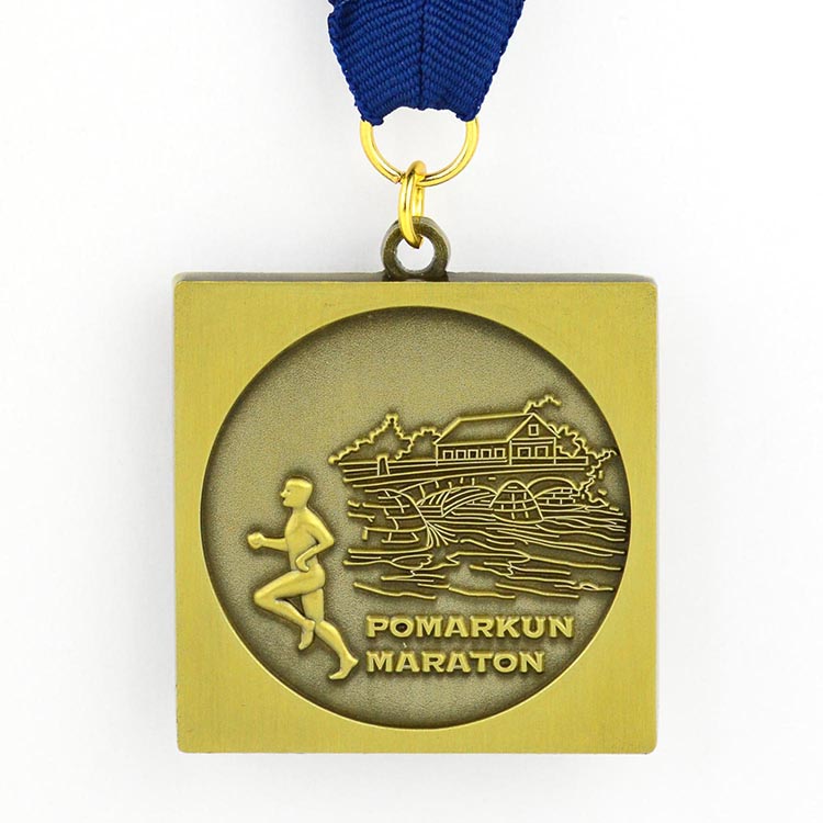 Medalla de honor del equipo de running con modelado digital de esmalte coloreado