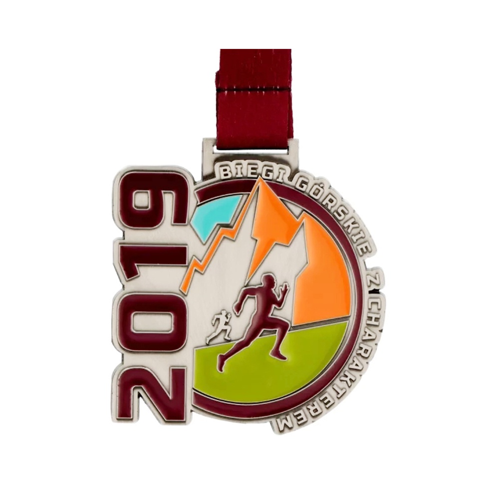 Medallas multicolores para carreras de running; medallas de finalista con diseño superpuesto calado de estilo salpicaduras de tinta negras y rojas