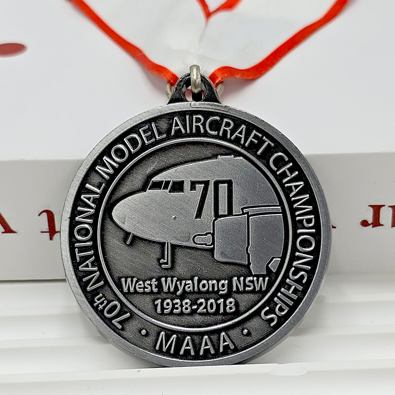 Retro-Gunmetal-Flugzeug-Relief-Gedenkmedaille für Modellflugzeug-Meisterschaften, metallische Modellflugzeug-Wettbewerbs-Sammelmedaille