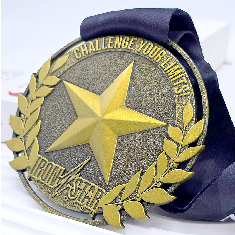 Vintage Gold Metallmedaille Veranstaltungs-Gedenkstück Tier Pentagramm Chinesische Schriftzeichen Relief Sport-Sammelstück Dekoration