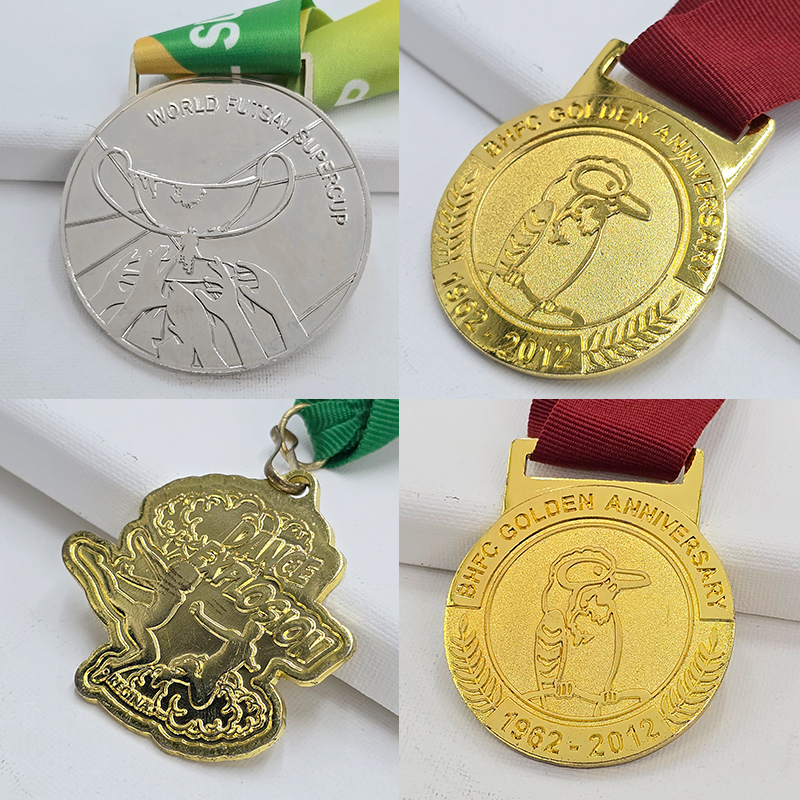 Internationale Wettkampf- und Gedenkmedaillensätze: Futsal Super Cup / BHPC Golden Jubilee / Fun Cartoon Competitions usw.; Sport / Figurenreliefs; Sammlerstücke für professionelle und besondere Anlässe.