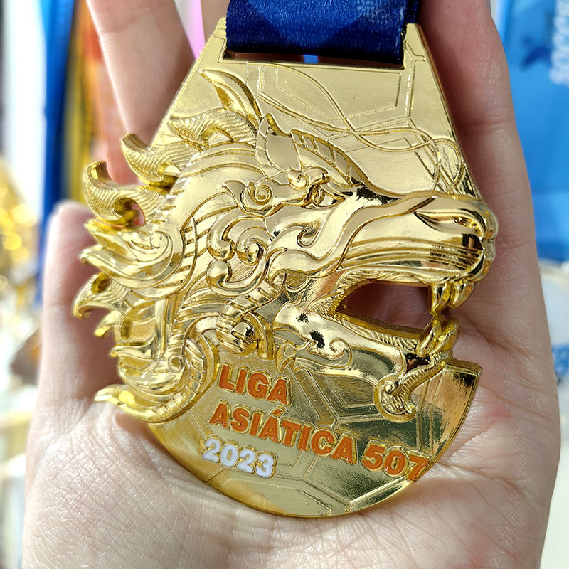 3D-Logo Goldmetall Zinklegierung Sportmedaille Galvanisierte Handwerksmedaille mit Band und Aufhängebändchen