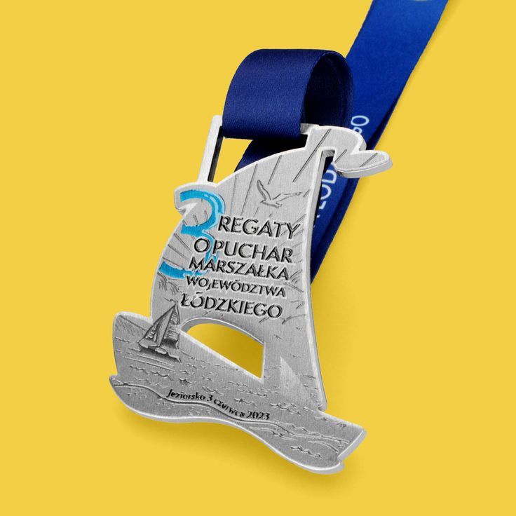 Silberne Segelboot-förmige Finisher-Medaille für die Rhodes Premier's Cup Regatta, 2023 Gedenkmedaille.