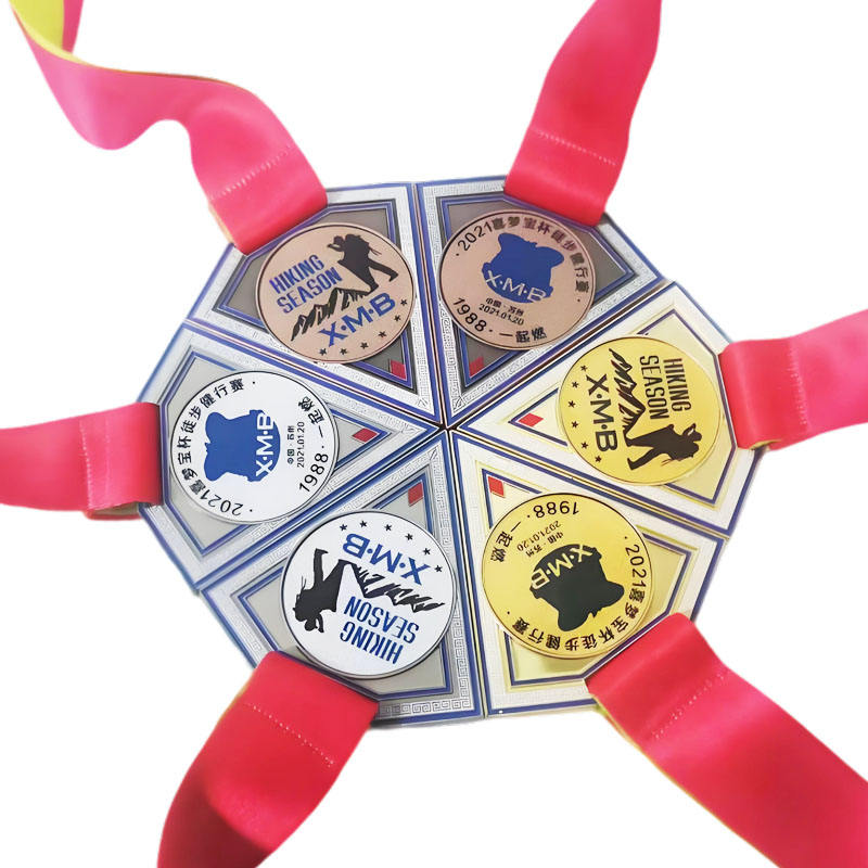 Kostenloses Design OEM-Medaillen individuell anpassbare Puzzle-Medaillen Marathon-Lauf Leichtathletik-Rennen Puzzle-Kombinationsmedaille aus 4 Teilen