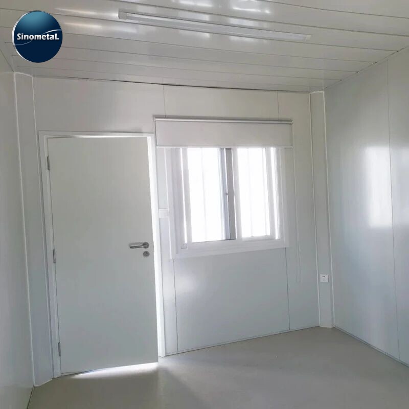 Nhà container di động nhỏ gọn 20 feet, có thể tháo rời và di chuyển, phù hợp cho văn phòng di động và sử dụng ngoài trời.