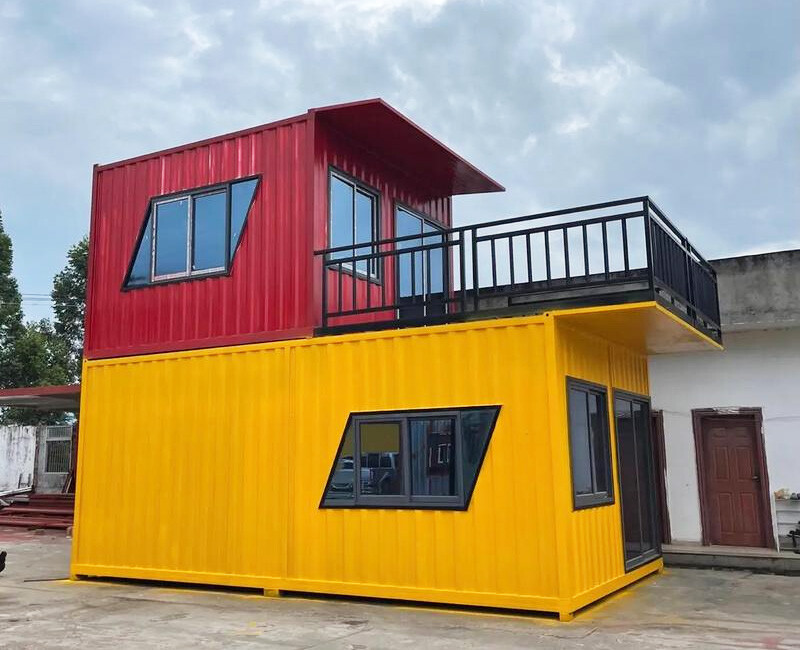 Expandable container house
