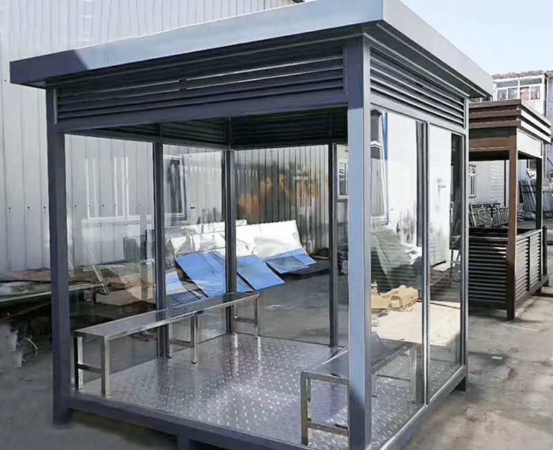 Public outdoor smoking booths