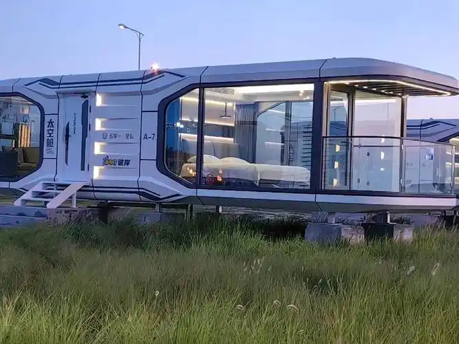 Pros and Cons of Space Capsule Housing