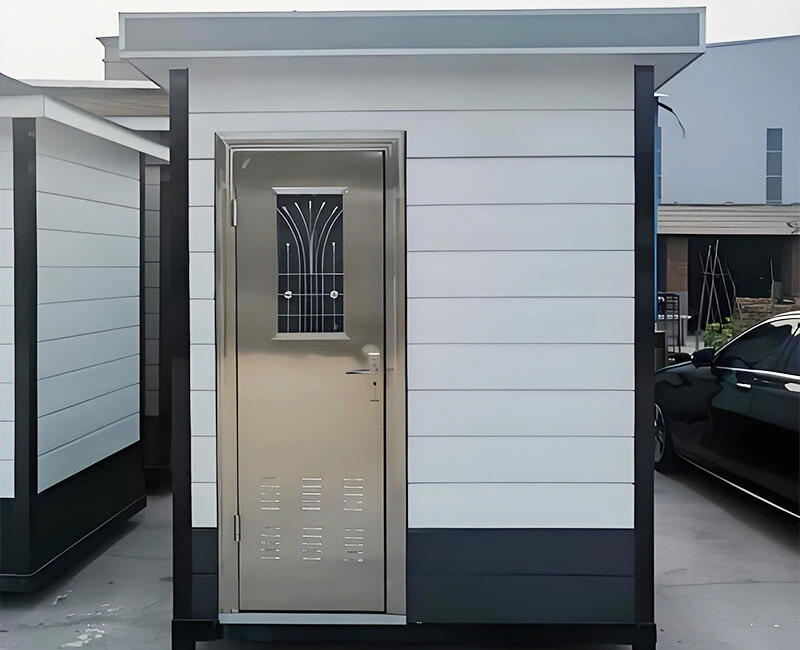 Portable shower room