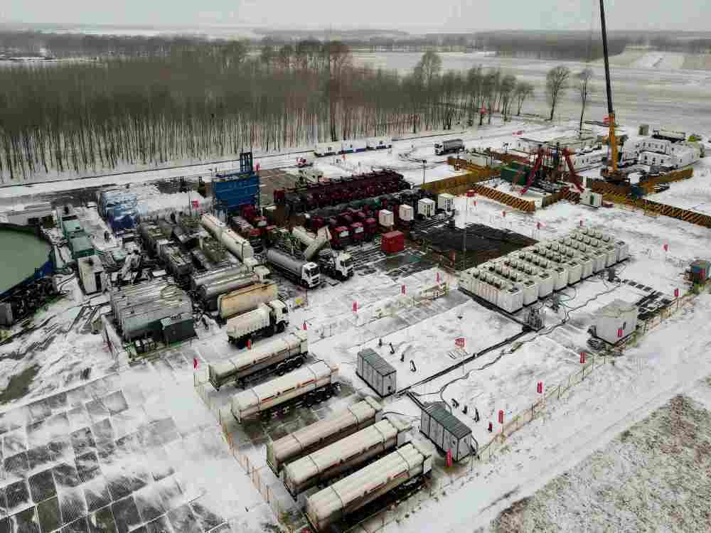 How to Choose a 250kW Containerized Gas Genset for Continuous vs Peak Shaving Duty