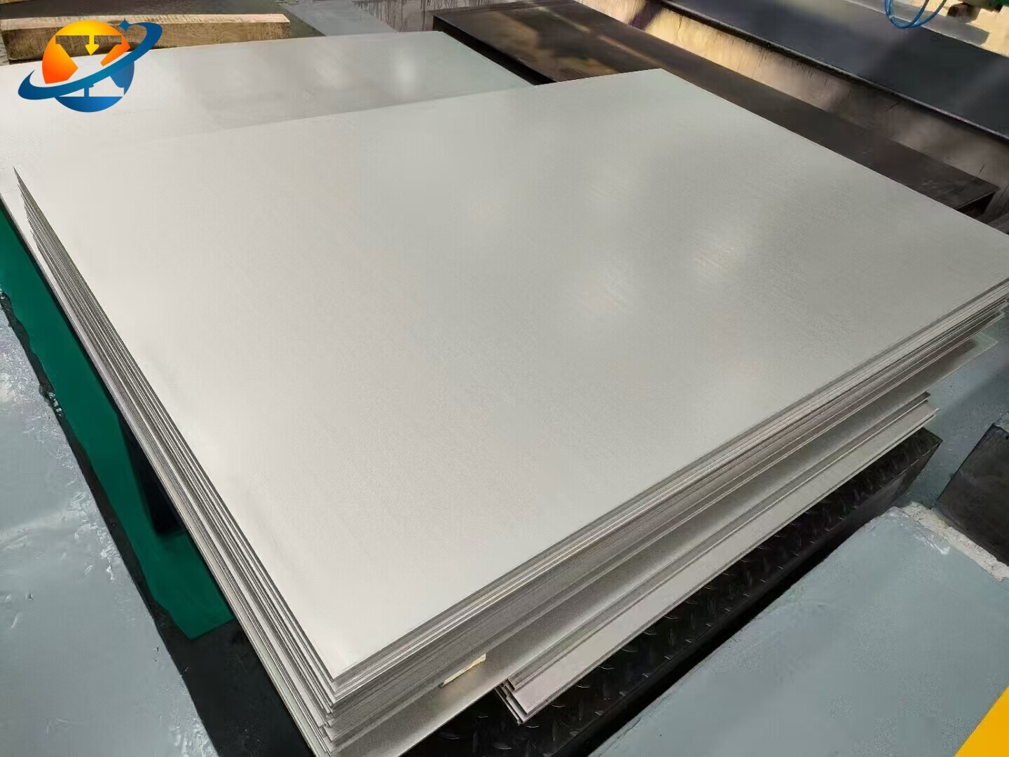 Titanium plate / sheet