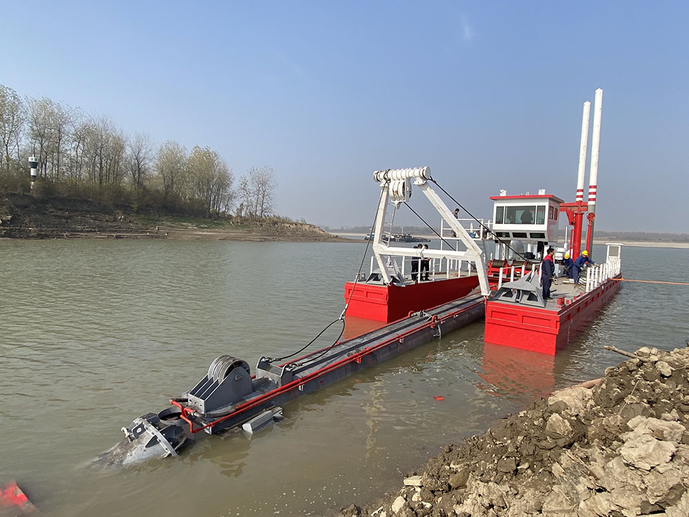 24 inch cutter suction dredger