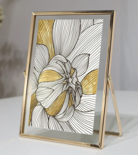 Metal photo frame
