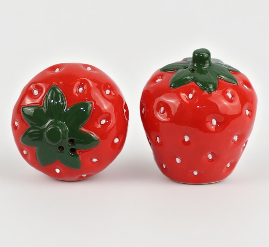 Ceramic strawberry-shaped salt and pepper bottle set