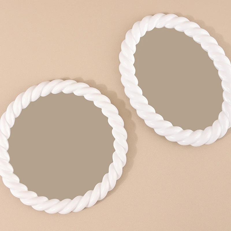 Plastic mirror