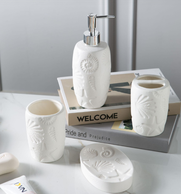 Ceramic bathroom sets