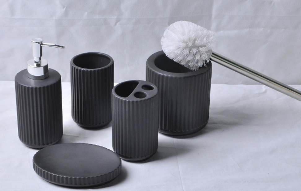 Ceramic bathroom sets