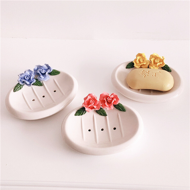 Ceramic soap dish