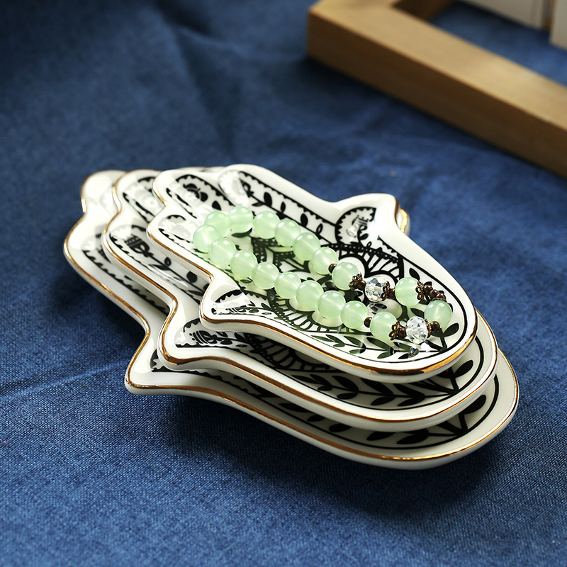 Ceramic jewelry tray