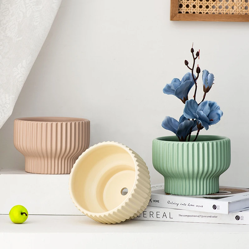 Ceramic planter