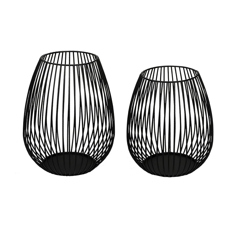 Metal lantern