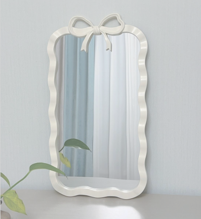 Plastic bow-shaped square half-body mirror