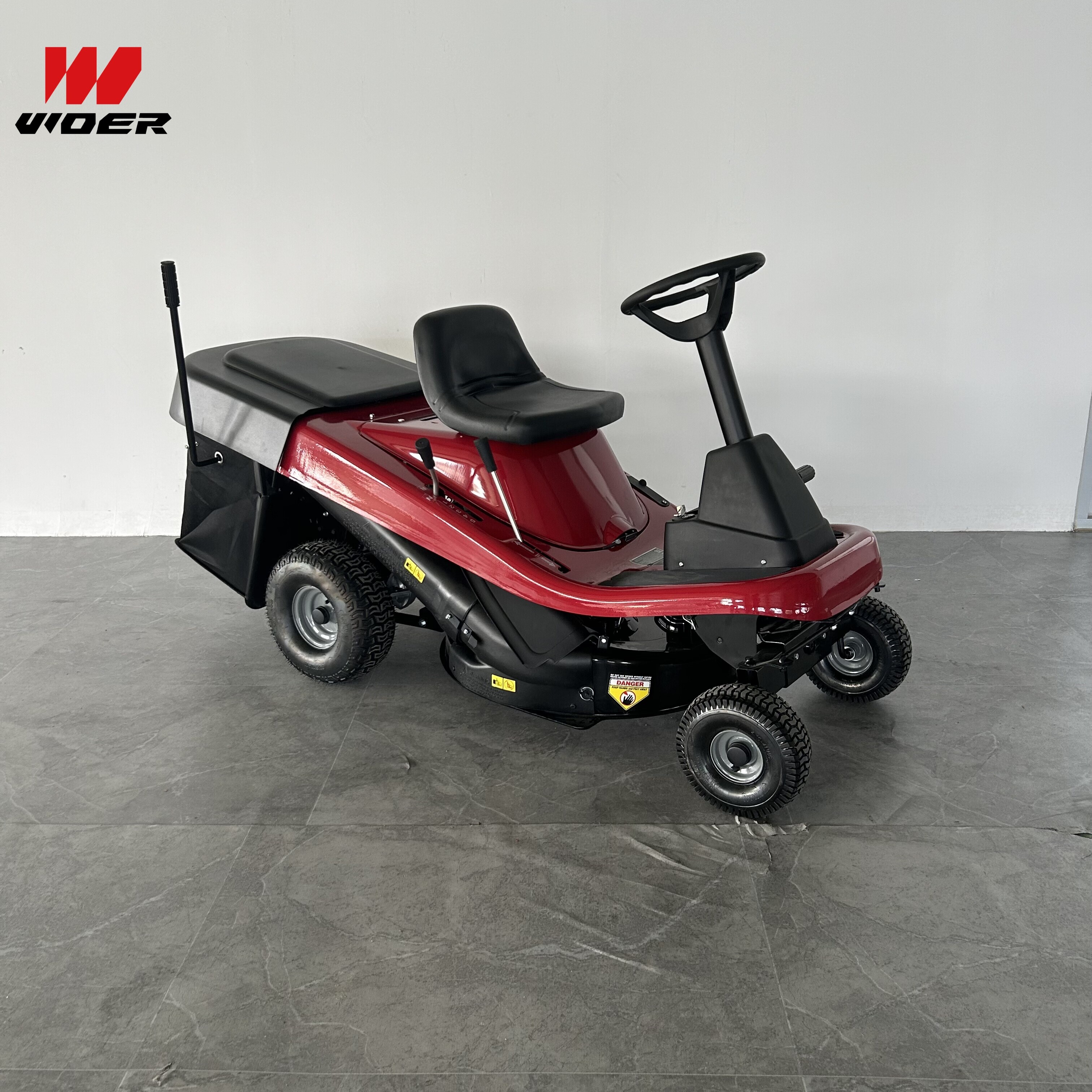 4 Wheel Drive Ride On Gasoline Diesel Petrol Lawn Mower For Grass Cutting