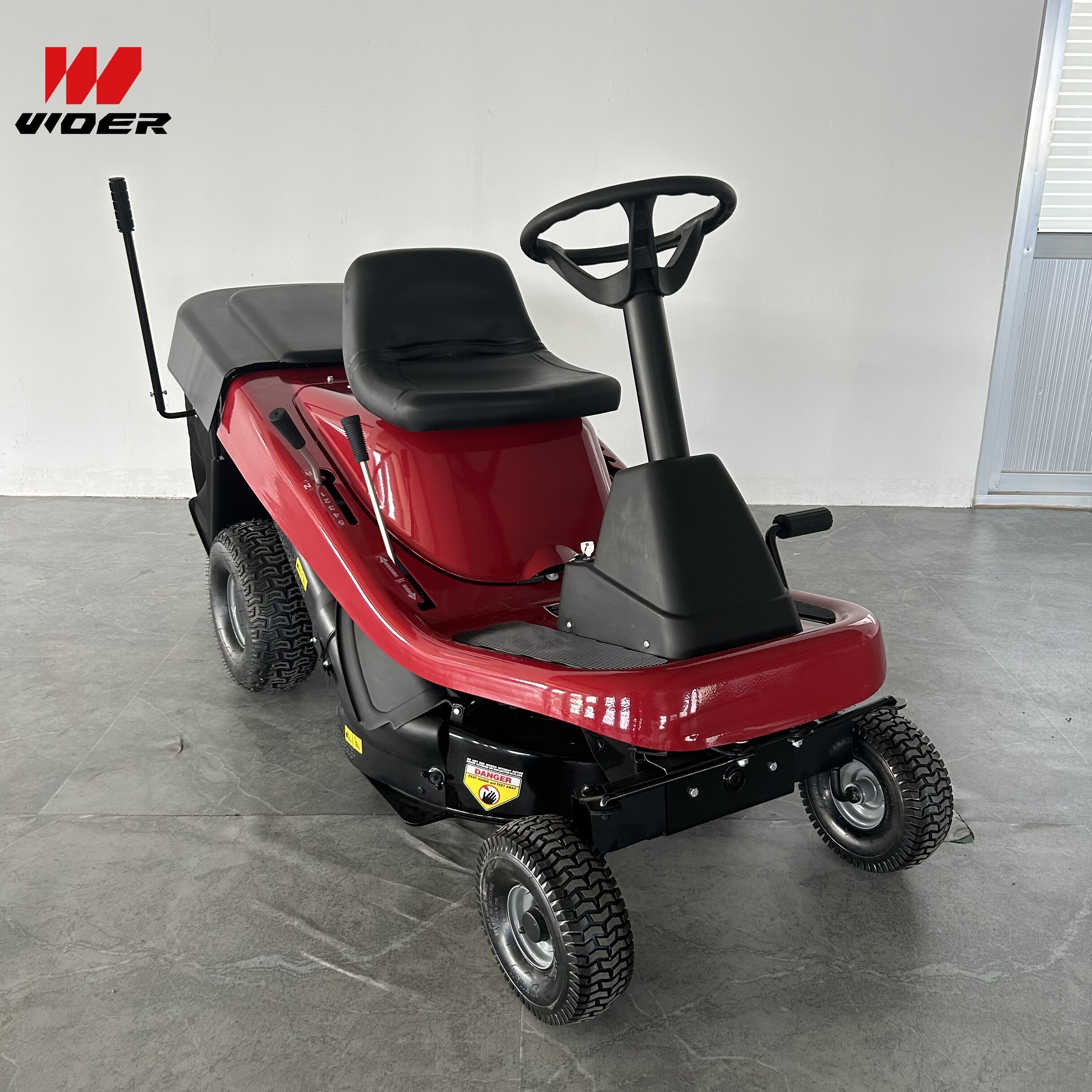 4 Wheel Drive Ride On Gasoline Diesel Petrol Lawn Mower For Grass Cutting