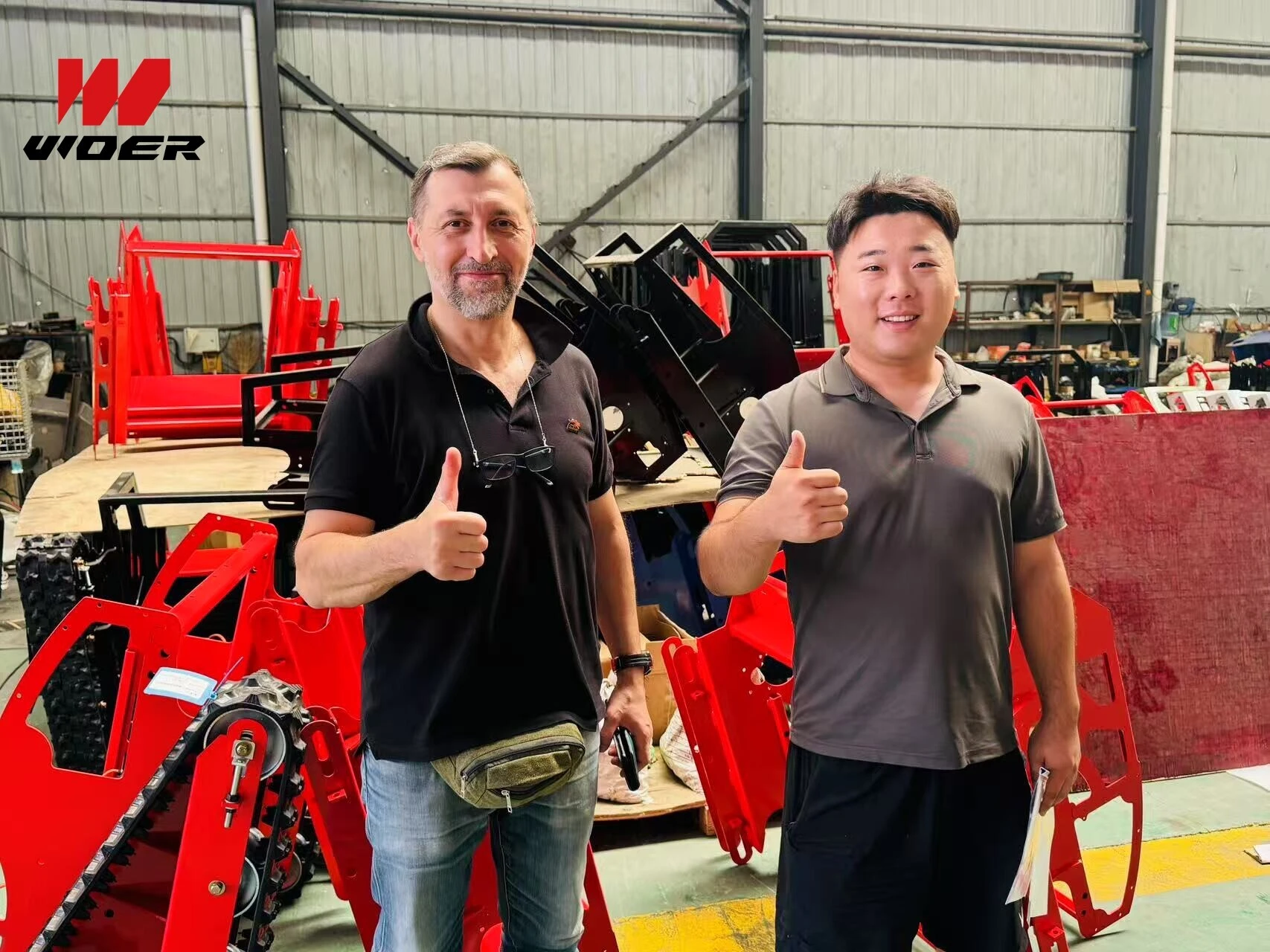 Russian Clients Visit Our Lawn Mower Factory for Future Cooperation