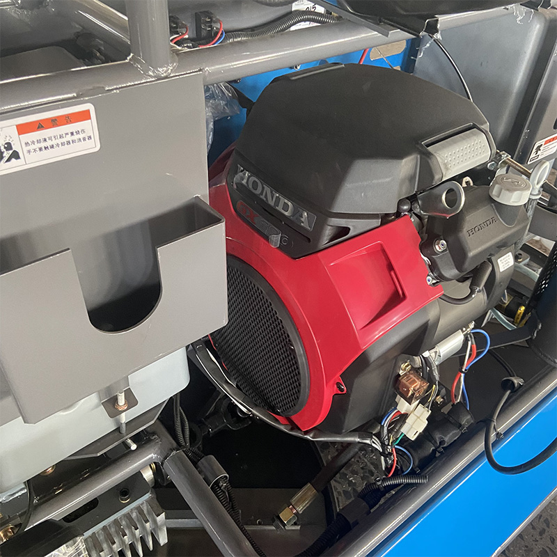 Concrete Tools Double Pan Working diameter 2000mmGasoline Ride on Power Trowel