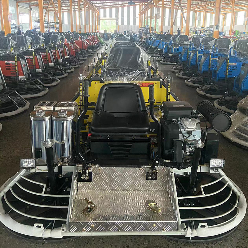 Working diameter 2000mmGasoline Ride on Power Trowel