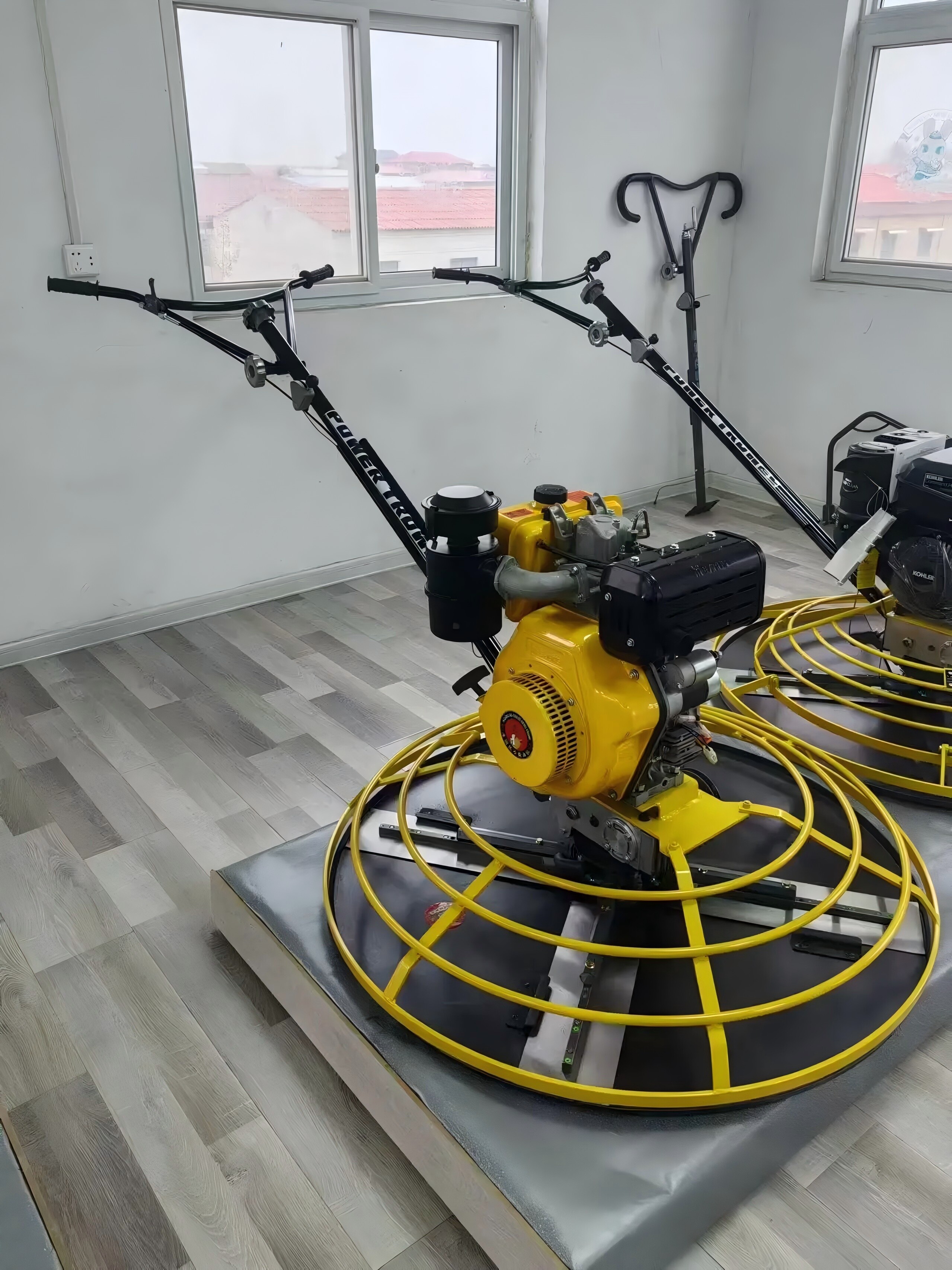 Working Diameter 1200 mm Gasoline Concrete Walk-Behind Power Trowel for Polishing and Smoothing Cement Surfaces