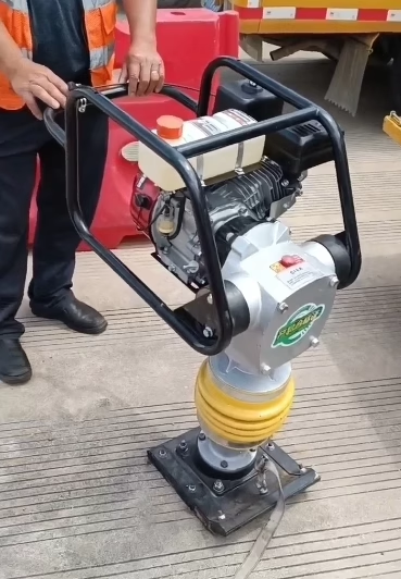 Direct Factory Offer New Gasoline Vibratory Soil Compactor for Road Construction Rammers
