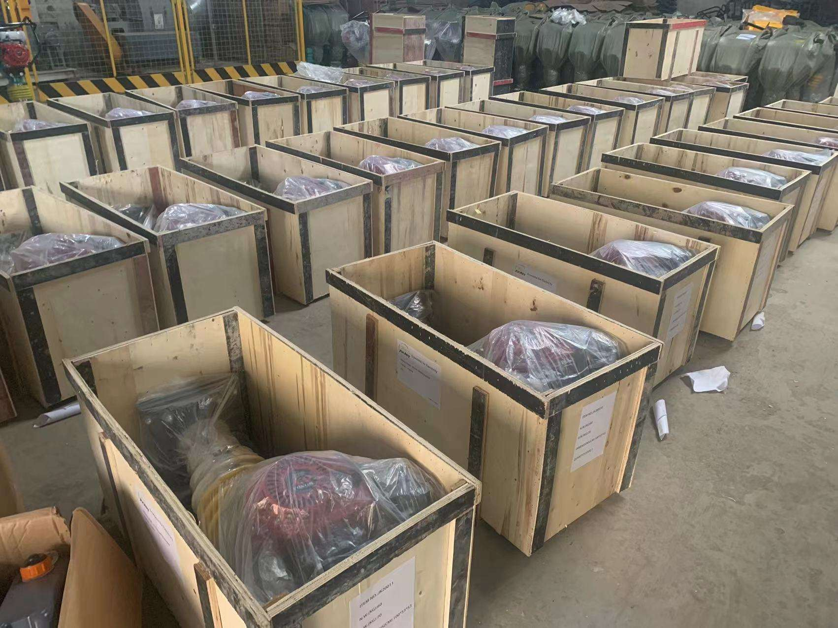 Direct Factory Offer New Gasoline Vibratory Soil Compactor for Road Construction Rammers