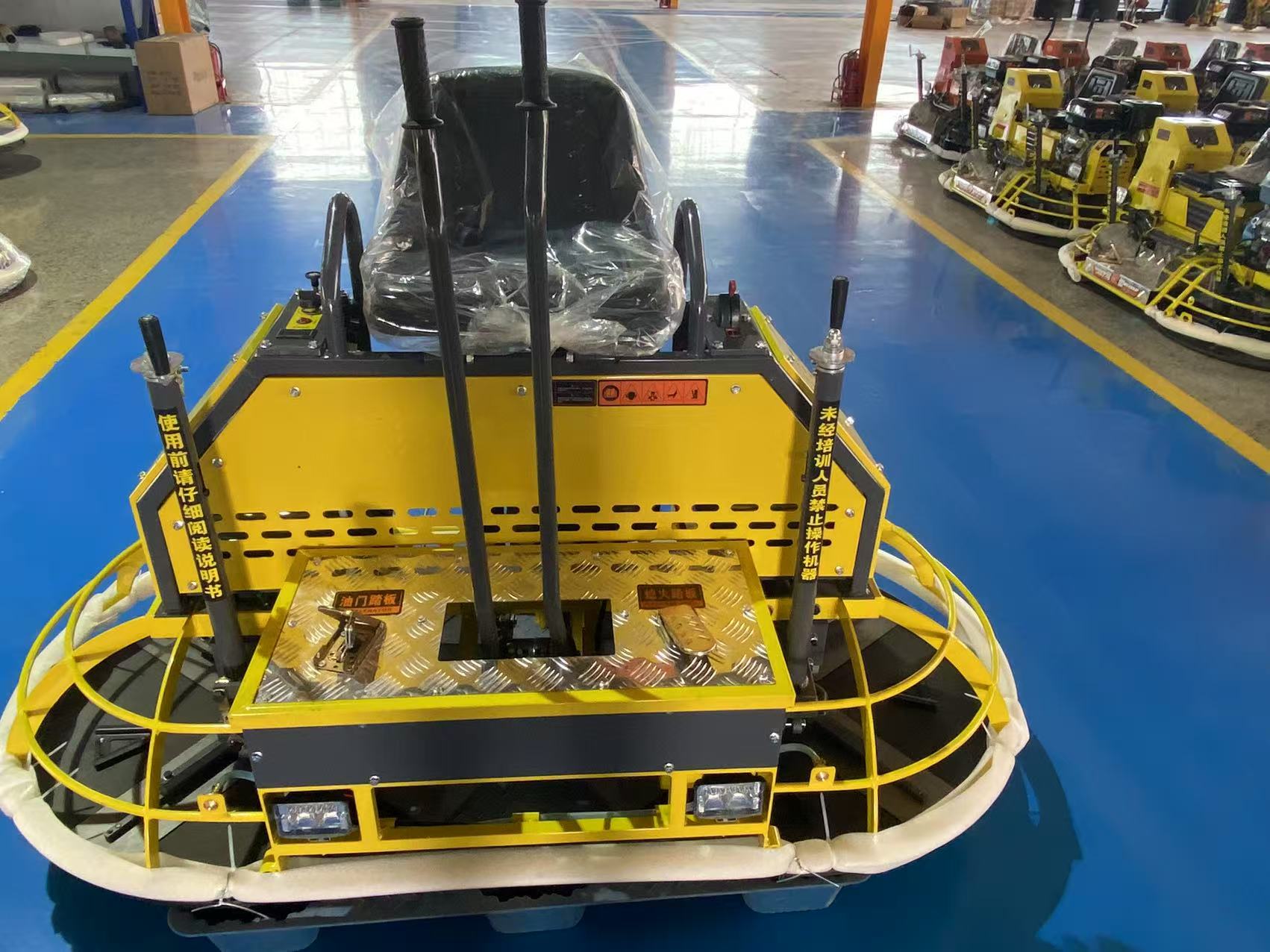 Driving Type Concrete Finishing Machine Double Pan Ride on Power Trowel High-Speed