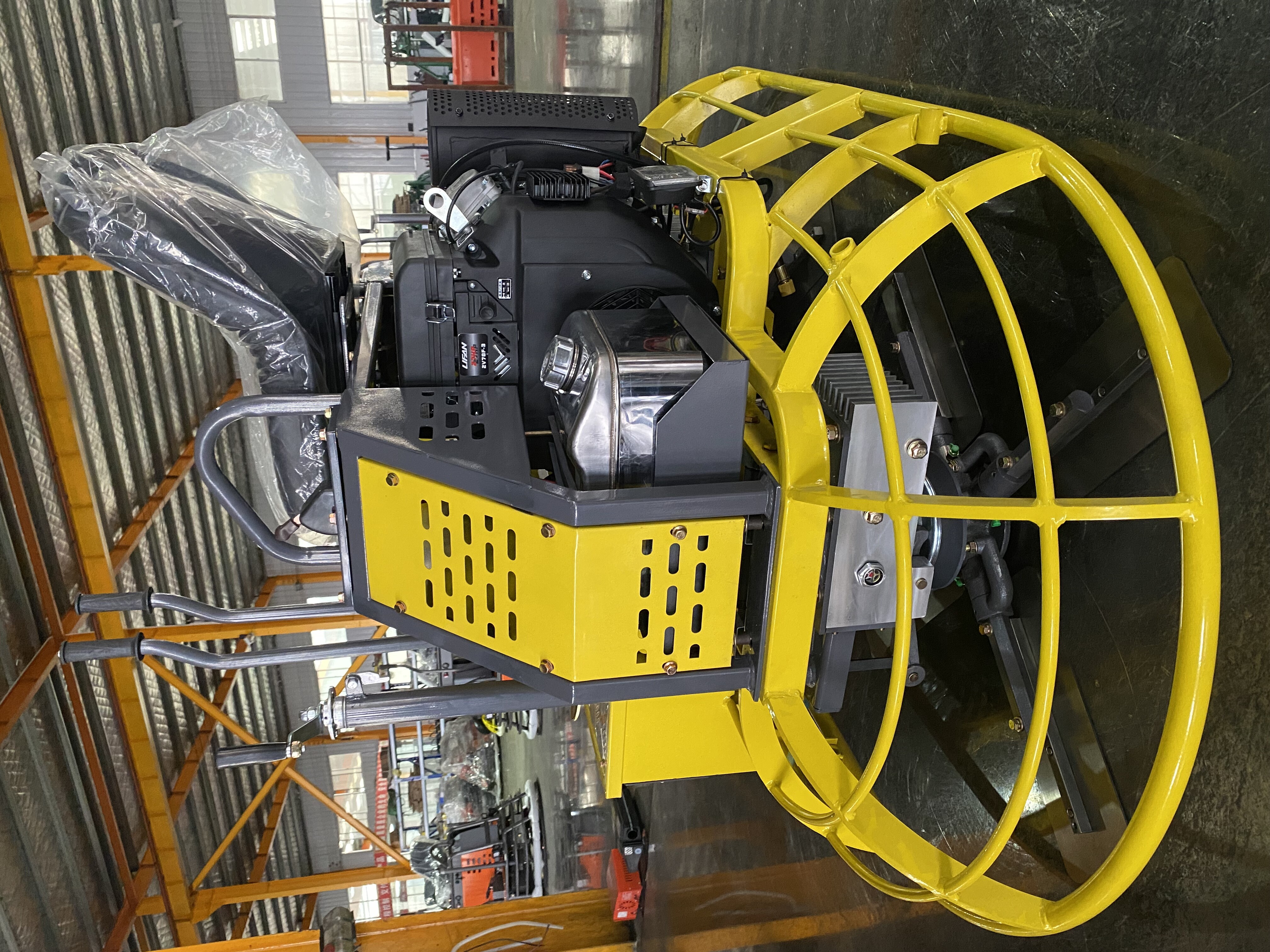 Driving Type Concrete Finishing Machine Double Pan Ride on Power Trowel High-Speed