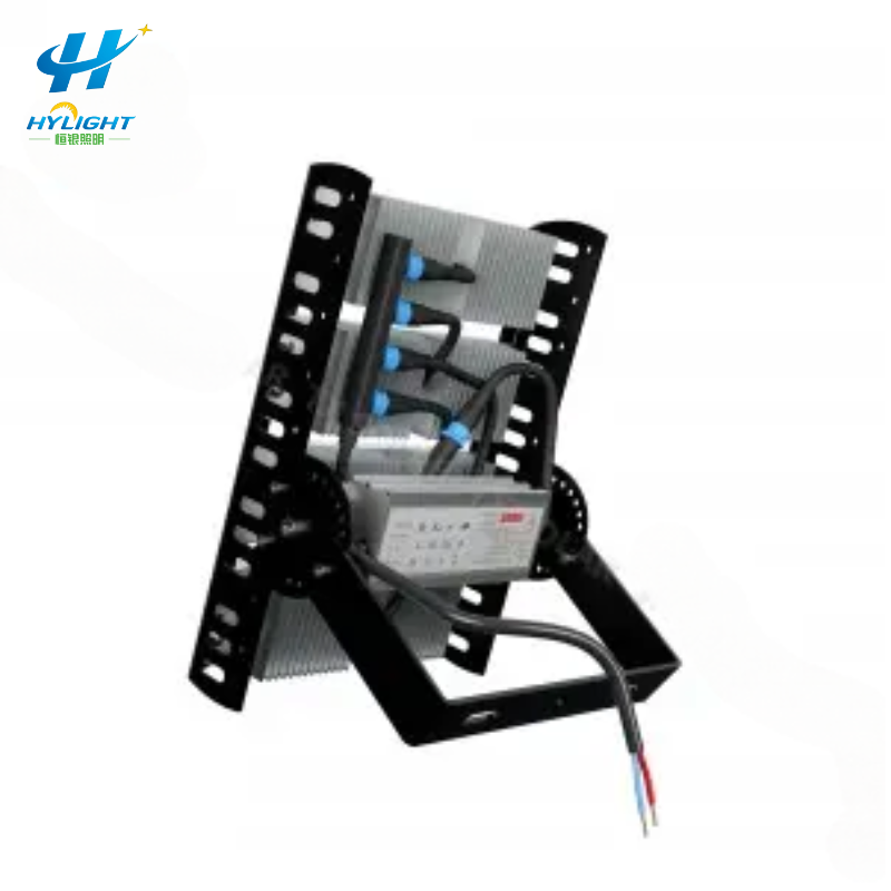 Projecteur LED à angle réglable pour éclairage de stade 300 W