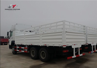 sinotruk howo 6x6 cargo trucks