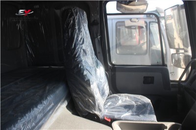 SINOTRUK HOWO TIPPER TRUCK ZZ3257N3847D1