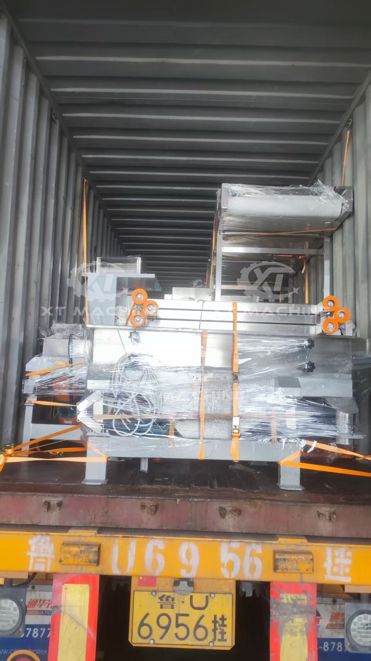 Air Peanut blanching Line loaded in container for eygpt customer