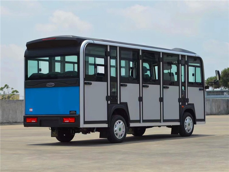 17 srats enclosed sightseeing cart