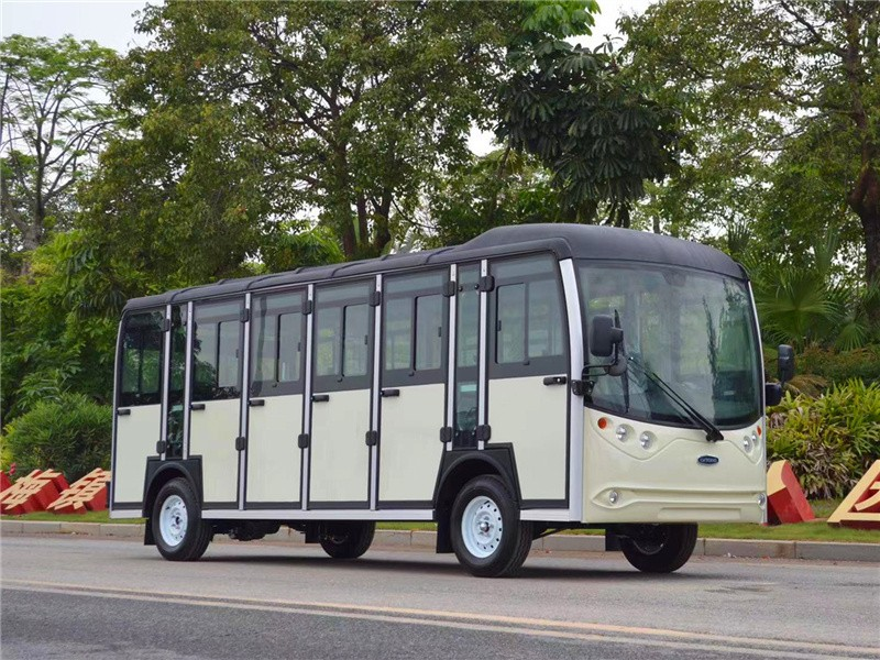 17 srats enclosed sightseeing cart