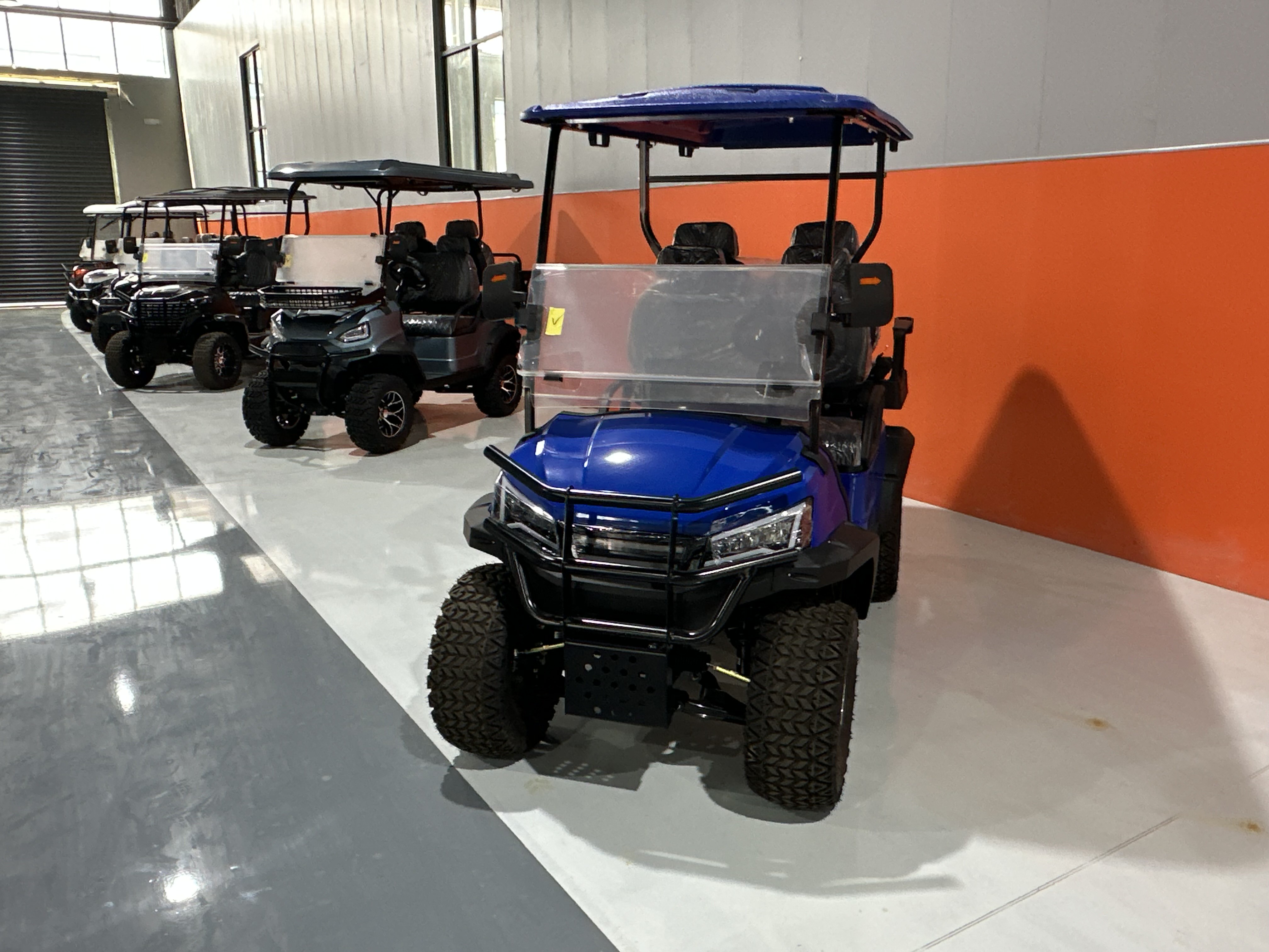Is There a Minimum Order for Custom Electric Golf Carts?