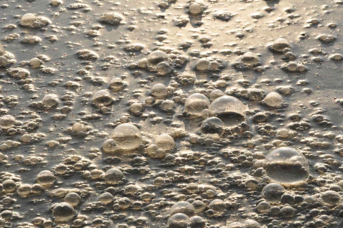 The difference between water treatment defoamers and polyether defoamers