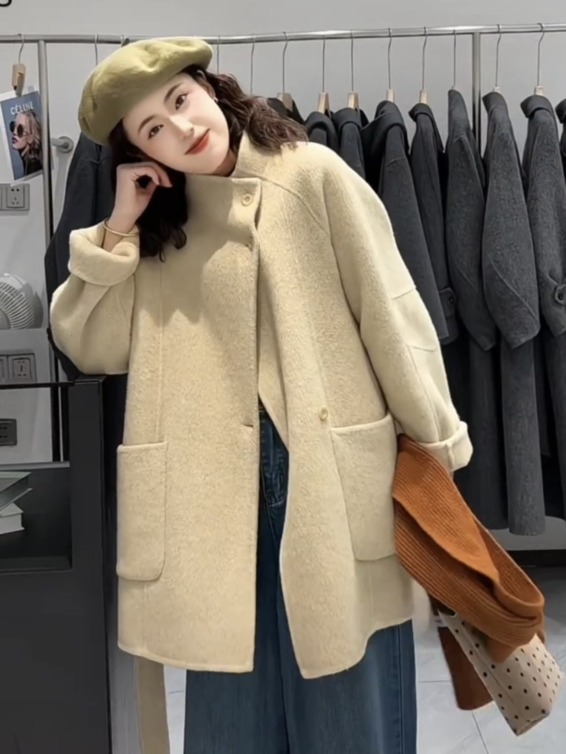 Solid-color stand-up collar single-button high-end double-sided wool and cashmere coat for women - wool and cashmere loose-fitting outerwear, new style for autumn and winter.