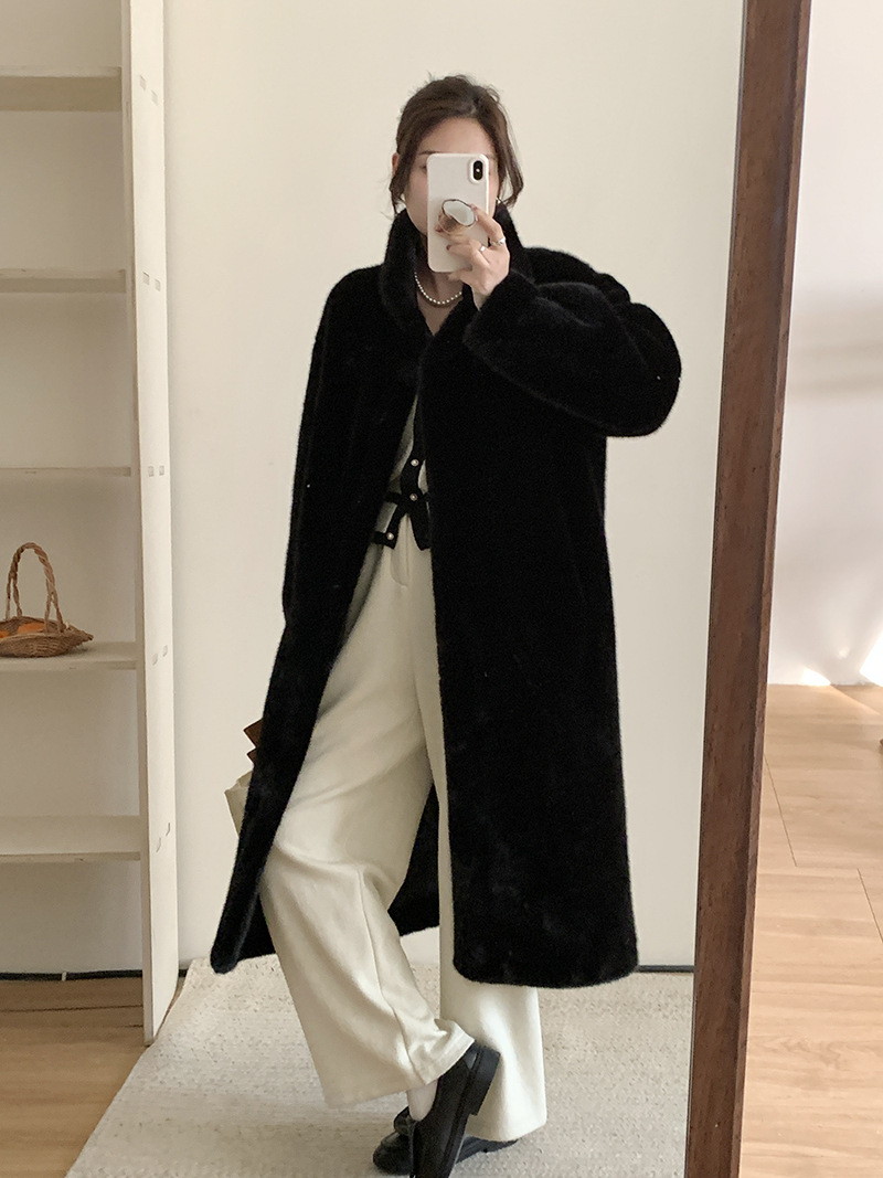 Environmentally friendly fox fur long coat with integrated fur and collar, imitation fox fur coat, made of snowlan fox fur, warm and suitable for autumn and winter.