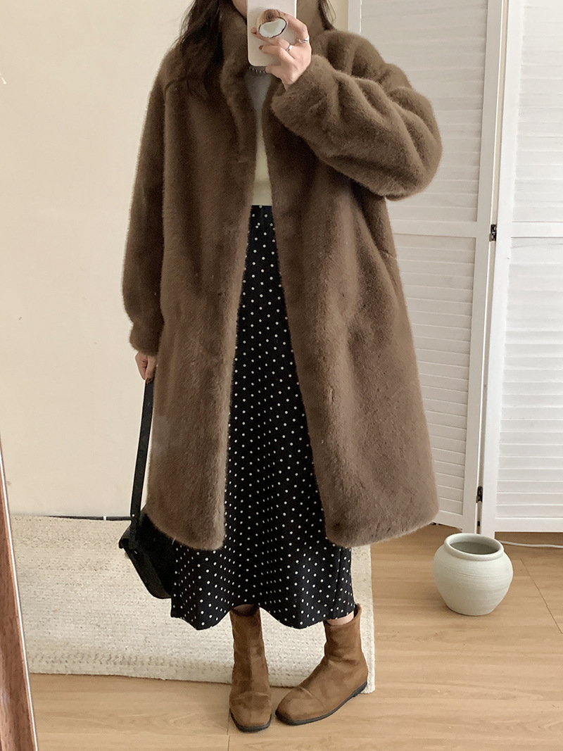 Environmentally friendly fox fur long coat with integrated fur and collar, imitation fox fur coat, made of snowlan fox fur, warm and suitable for autumn and winter.