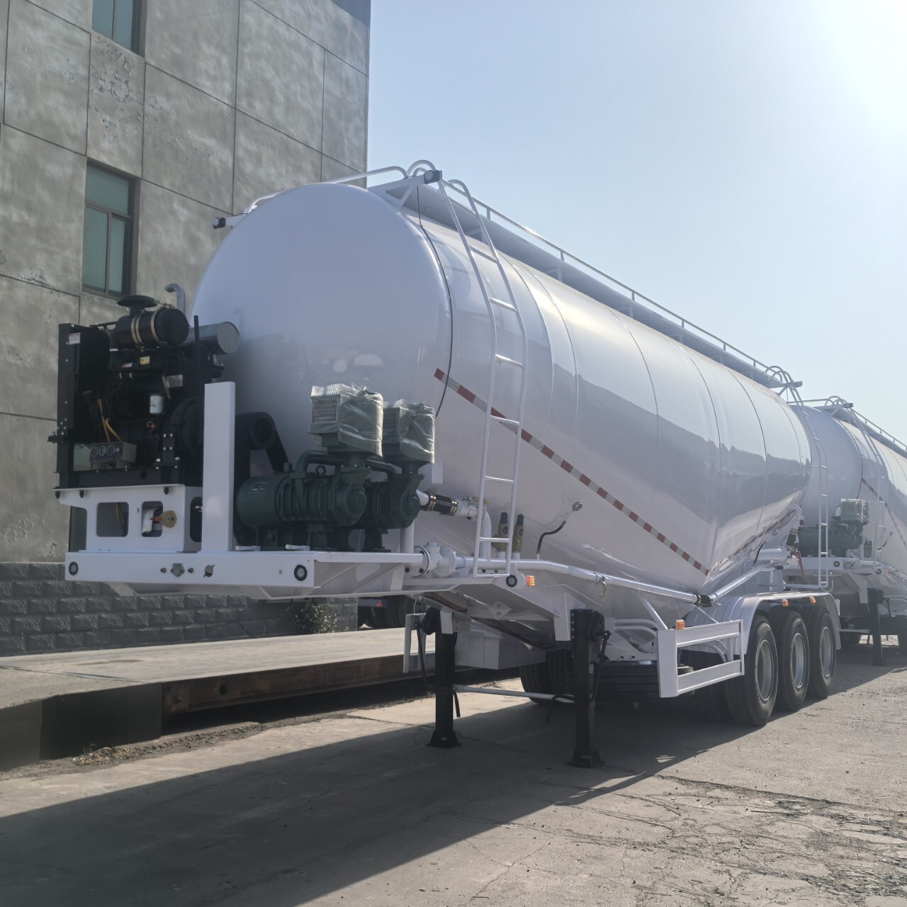 35ton 3 Axle BulkCementTrailer