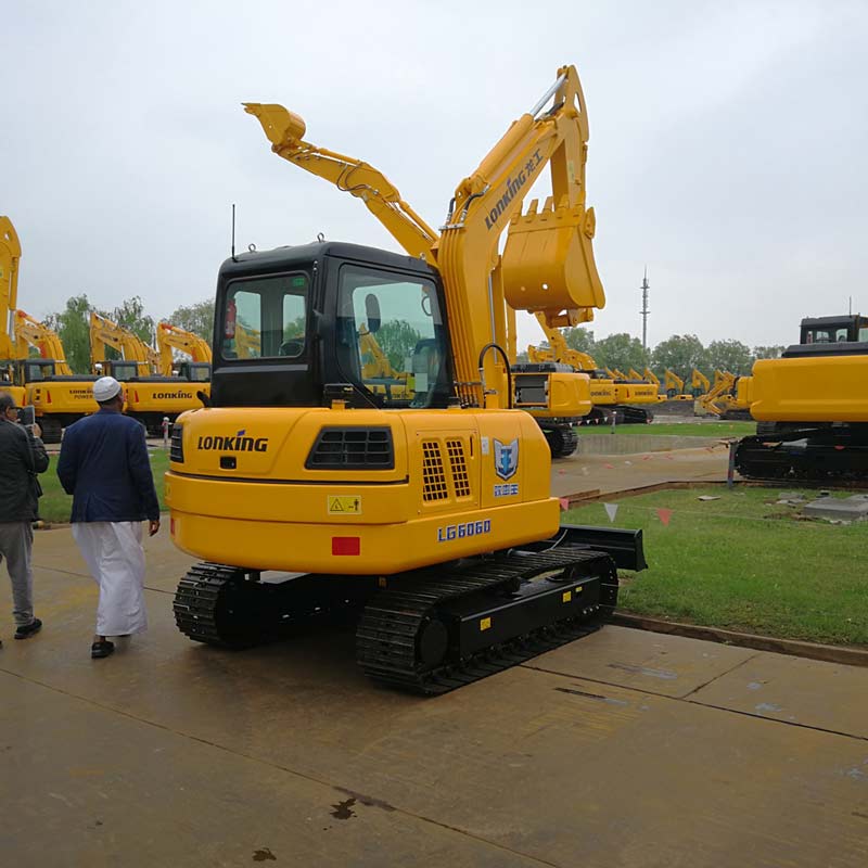 Excavator (Hydraulic Excavator)
