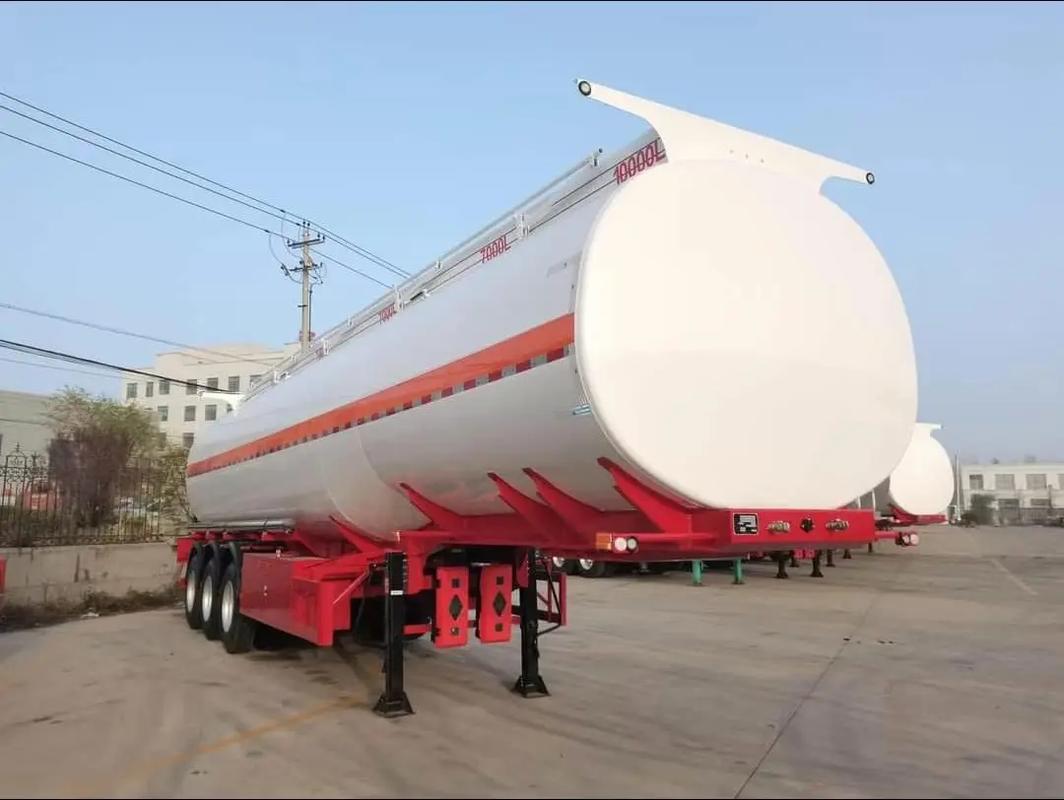 Fuel Tank Semi-Trailer (Tanker Trailer)